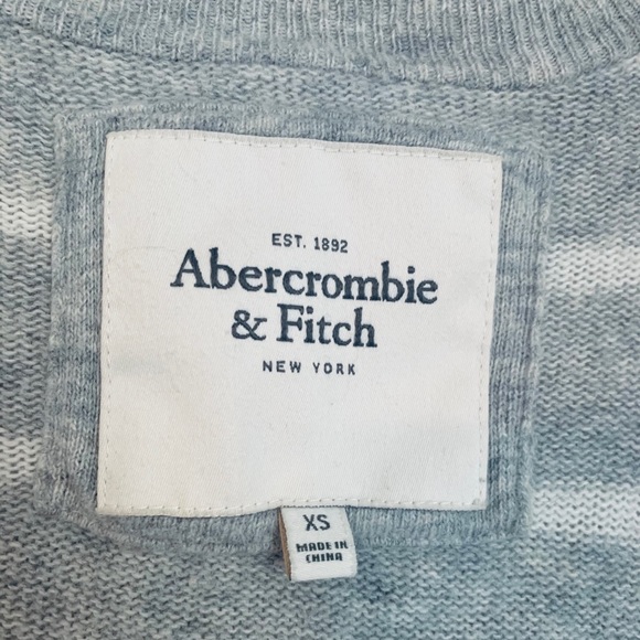 Abercrombie and Fitch Stripped Long Cardigan - Picture 2 of 3